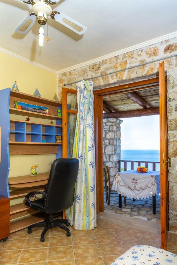 Nireas : Stone Villa Orthoniai ภายนอก รูปภาพ